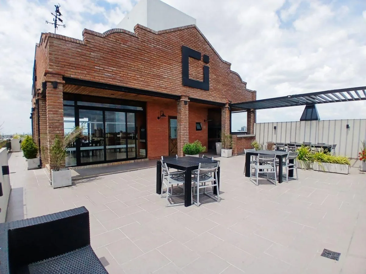 Departamento monoambiente con balcón en Tres de Febrero