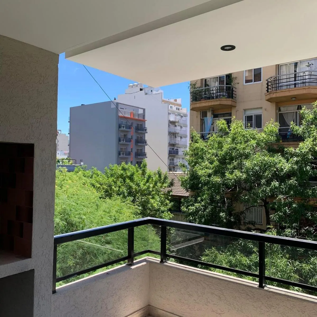 Two-bedroom apartment in Flores