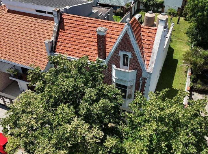 Commercial house with 4 bedrooms in Villa Devoto