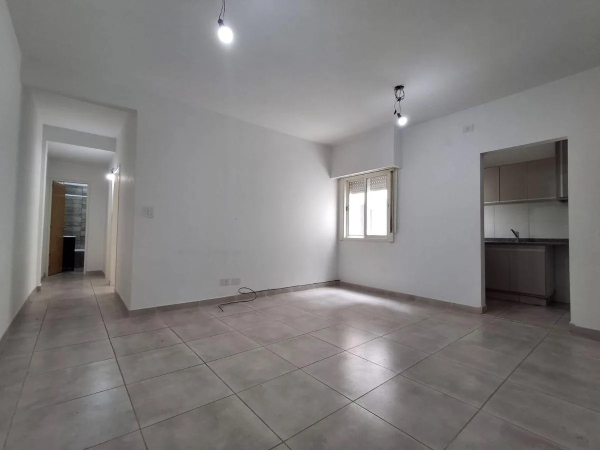 Departamento de 2 dormitorios en Castelar (Morón)