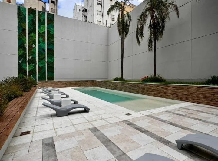 С меблированной квартирой-студией в Monserrat в Torre Premium