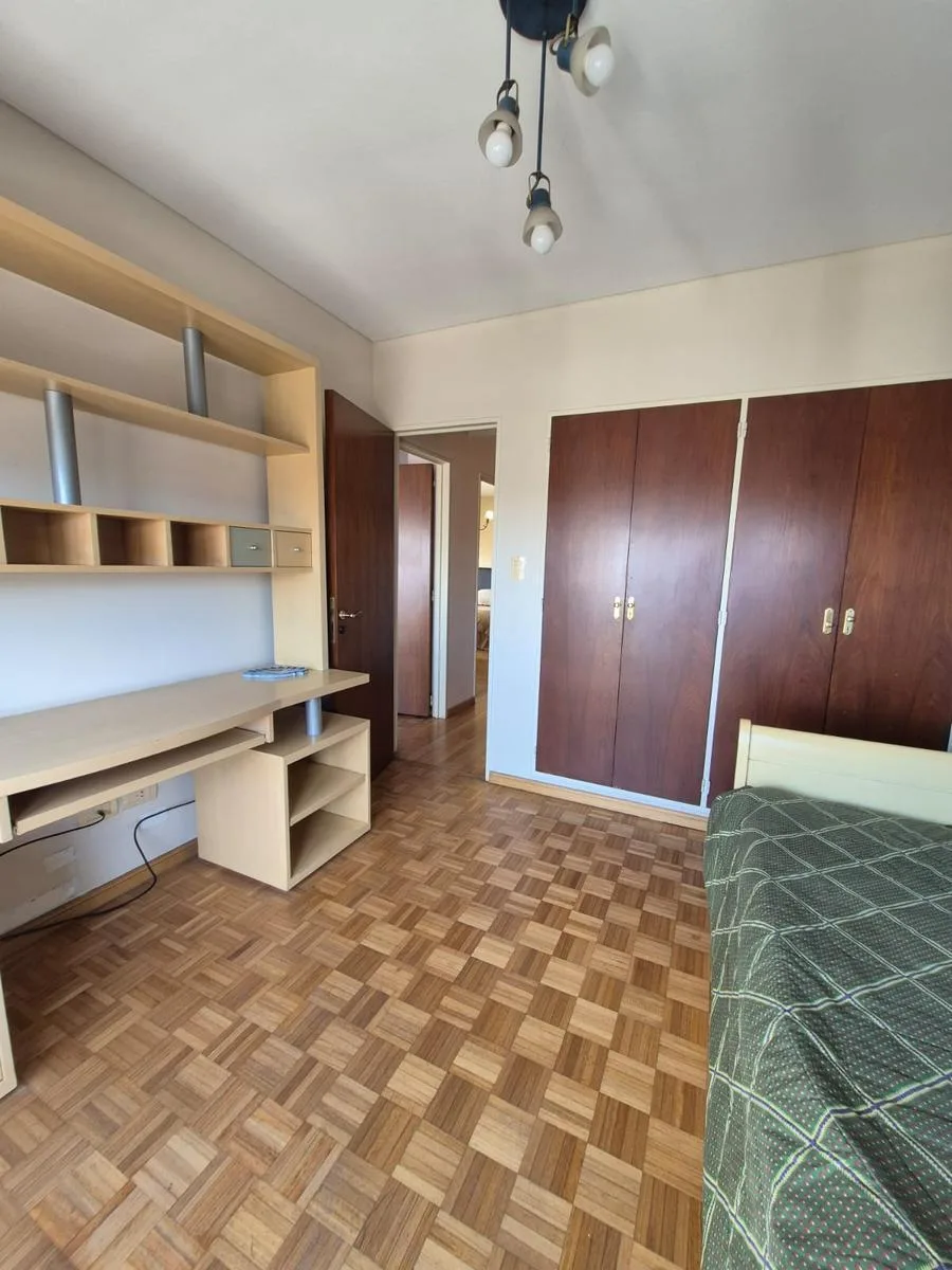 4 bedrooms, front balcony