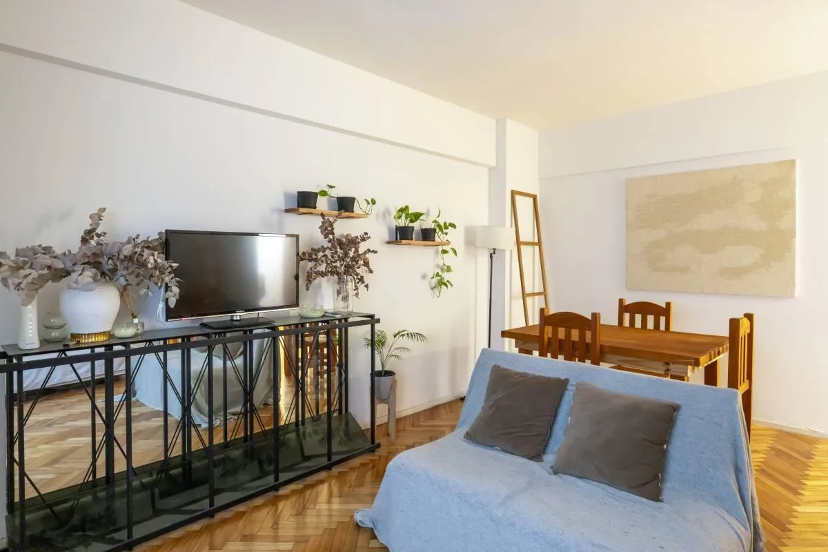 Interno 2 ambientes, sin muebles