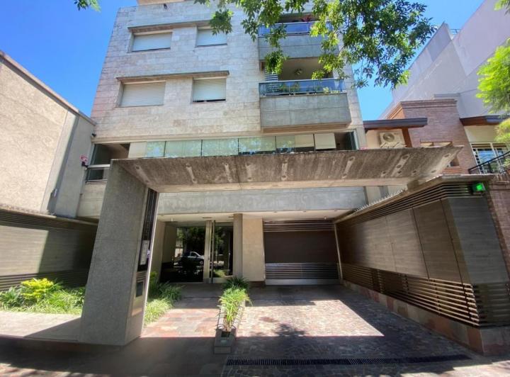 Квартира с 2 спальнями в Villa Devoto с балконом и (закреплённым) парковочным местом