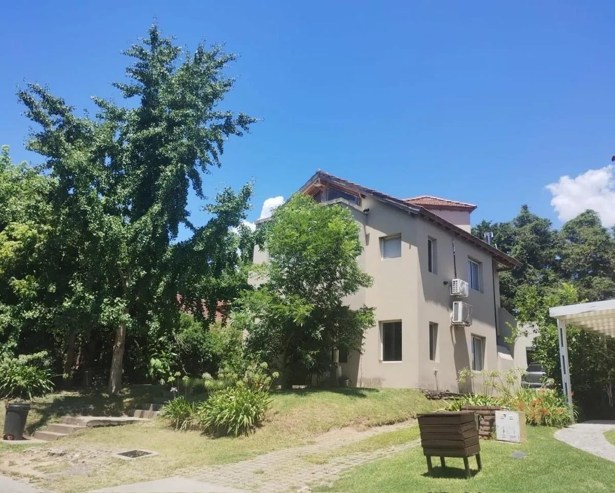 Country El Bosque Campana, Casa en Alquiler Anual con o Sin Muebles