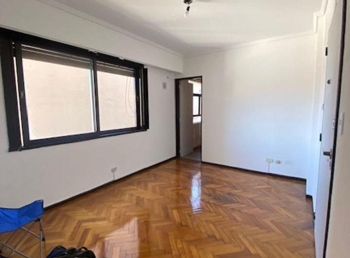 Departamento de 2 ambientes con 1 dormitorio en Caballito