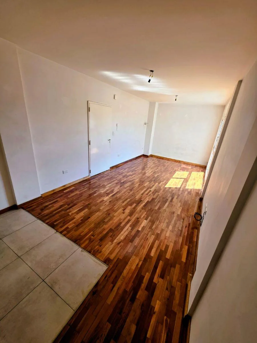 Kitnet em Avellaneda de frente para a Av. Mitre