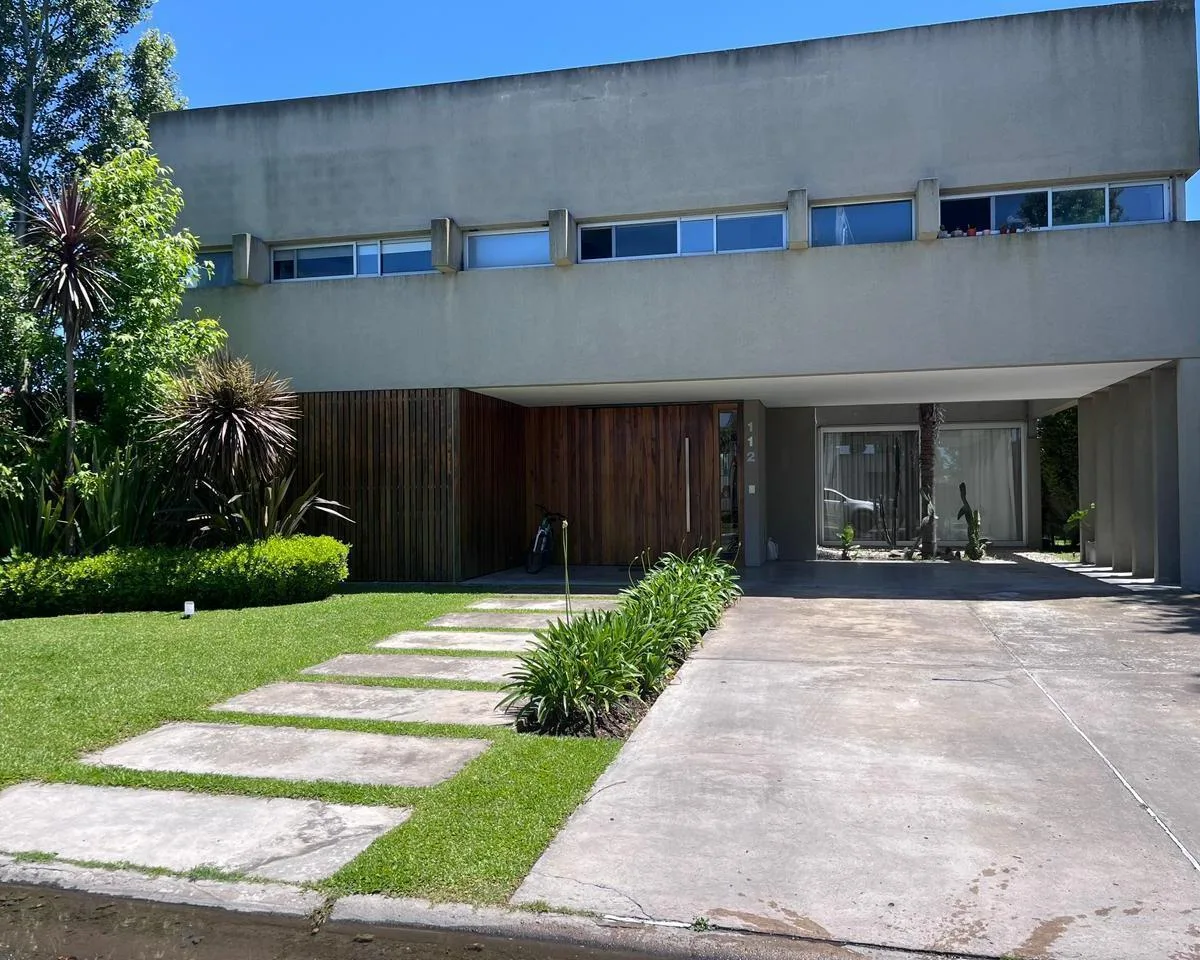 Casa de 3 dormitorios en Santa Juana (alquiler temporario)