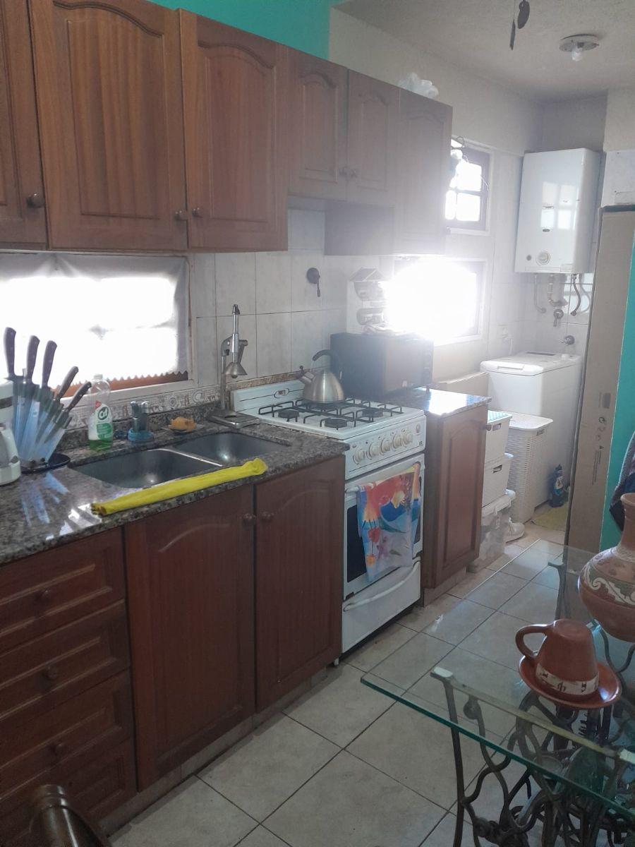 Departamento de 3 ambientes en Floresta