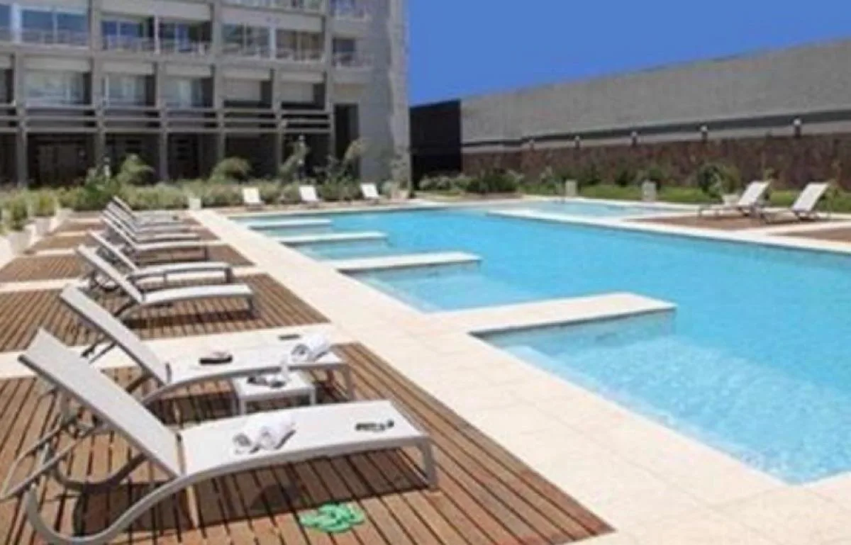 Kitnet no 10º andar em San Telmo