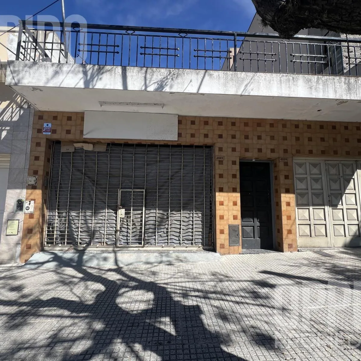 Casa comercial en alquiler en Villa Lugano