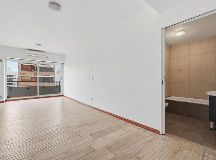Departamento de 1 ambiente con balcón en Villa Urquiza