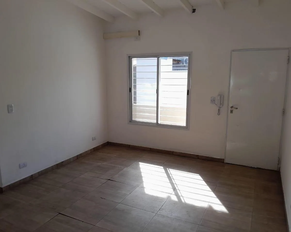 Apartamento de dois ambientes em Villa Ballester