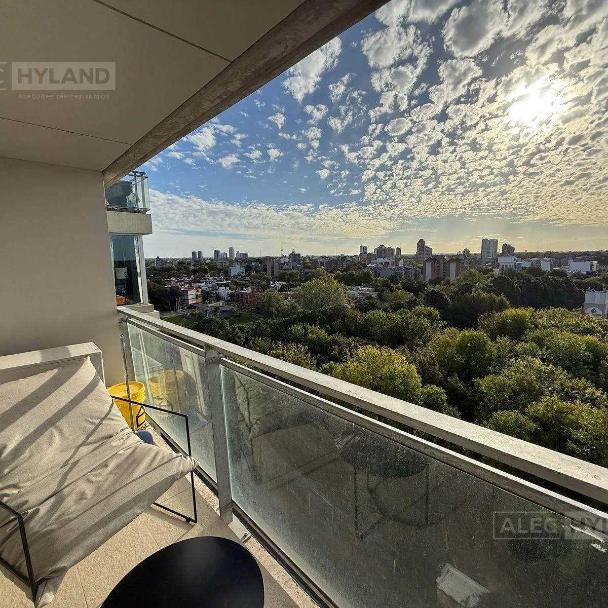 Two-room apartment in Tigre, Venice complex