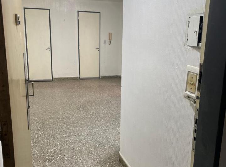 Divisible studio apartment with kitchenette in Almagro