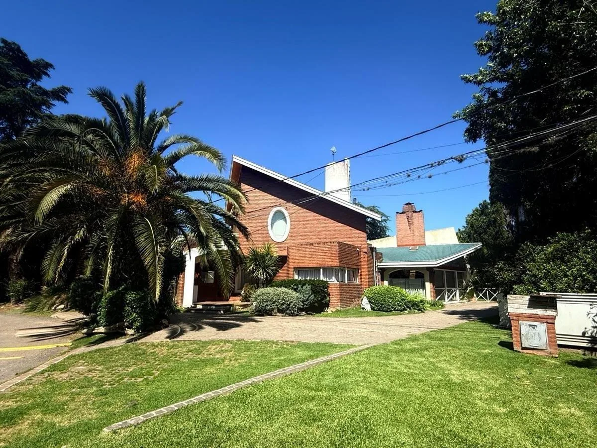 Casa com 3 quartos em Ituzaingó, Parque Leloir