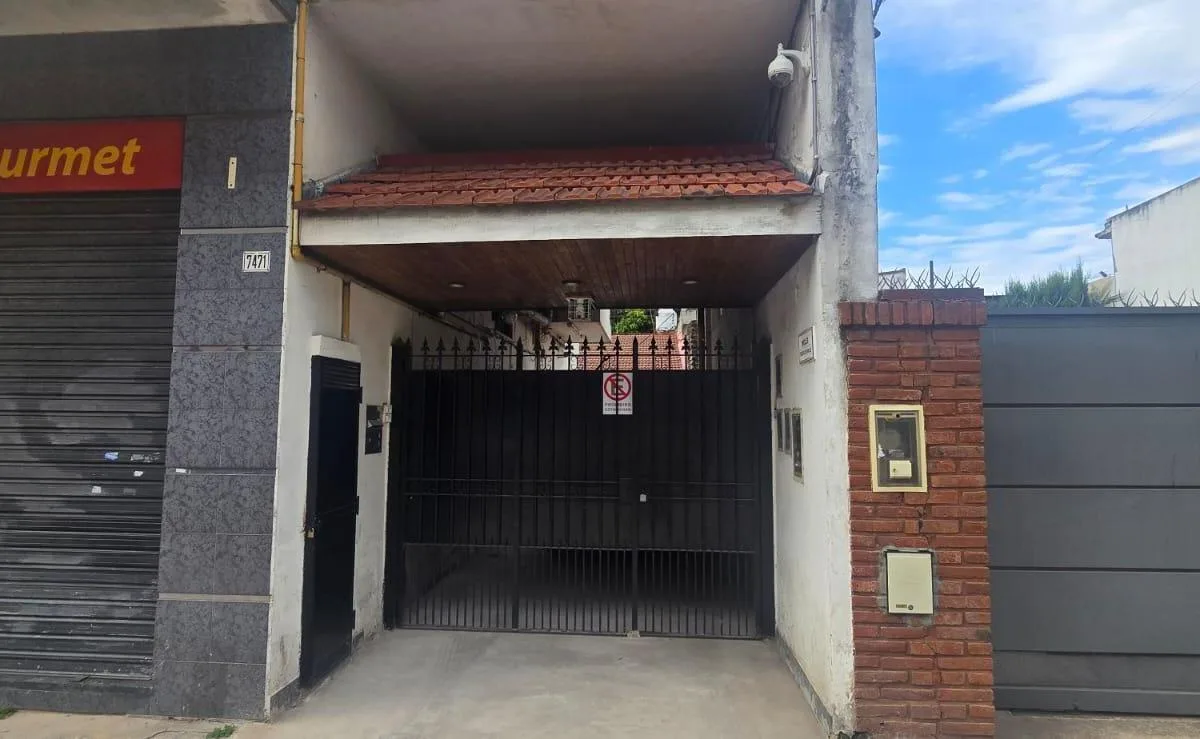 PH de dois ambientes com 1 quarto em José León Suárez