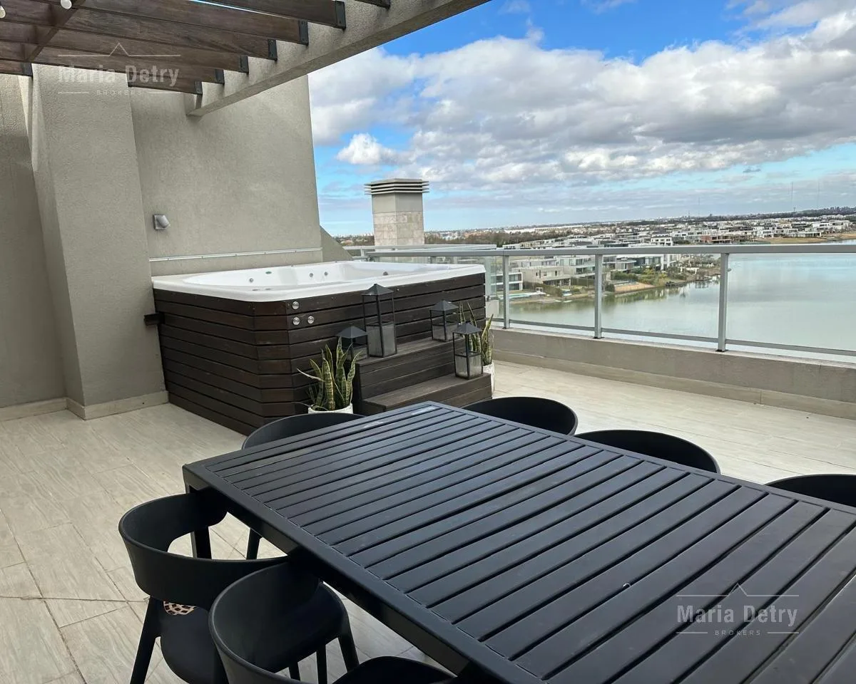 Furnished one-bedroom apartment with 60 m² terrace and jacuzzi in Tigre