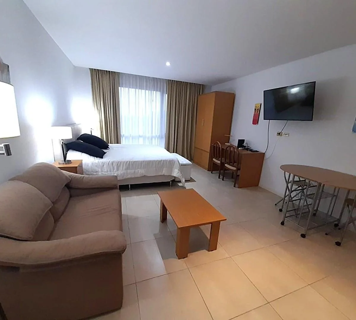 Furnished studio apartment in Wyndham Condominios, Nordelta, Tigre