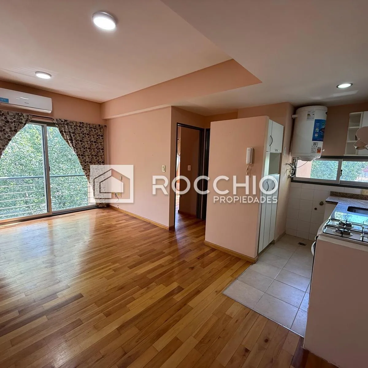 Apartamento de dois ambientes com 1 dormitório em General San Martín