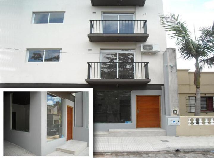 Departamento de 2 ambientes con balcón y cochera descubierta en San Fernando