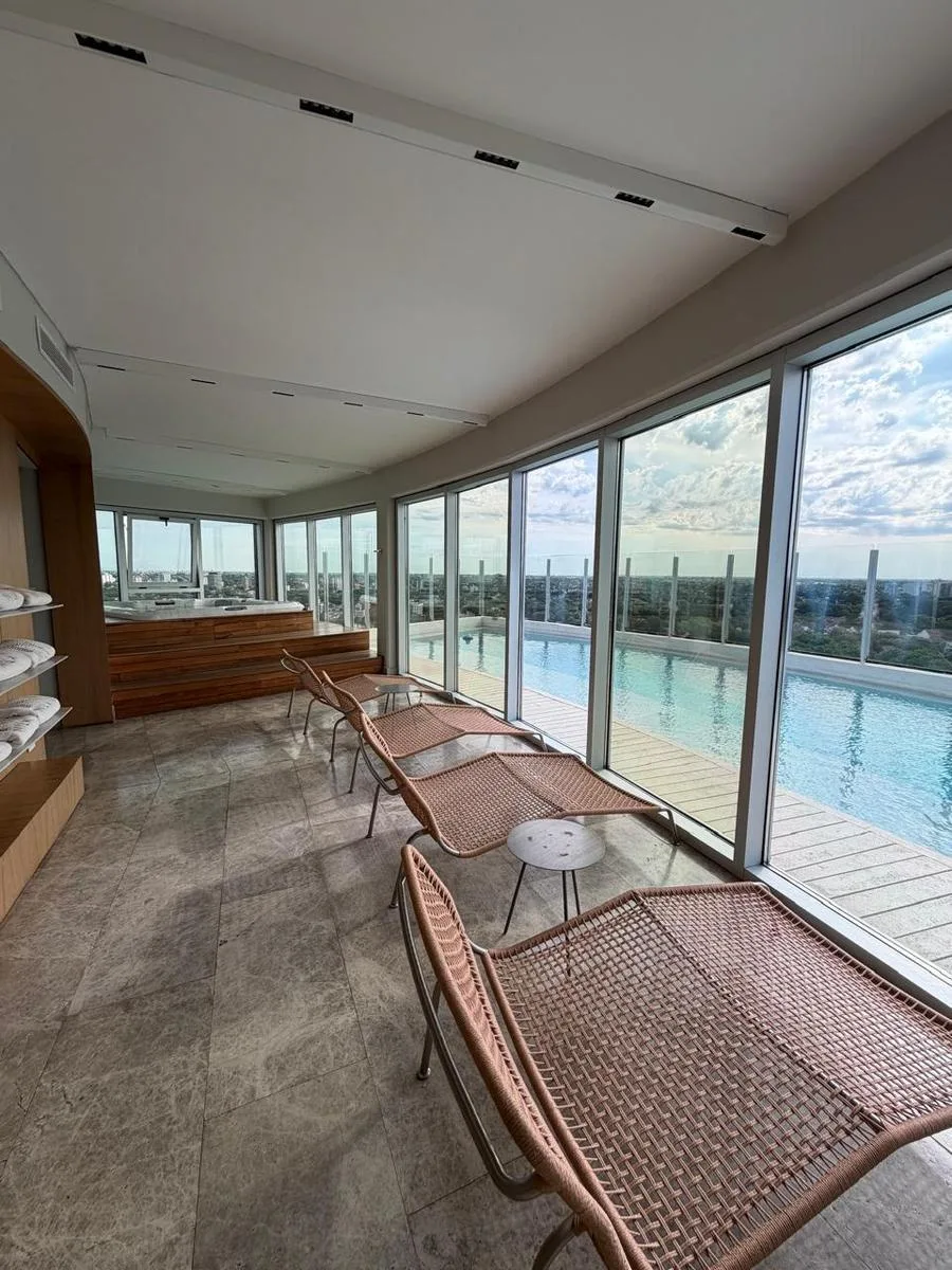 Двухкомнатная квартира с балконом в La Lucila, с парковочным местом в Nila Tower