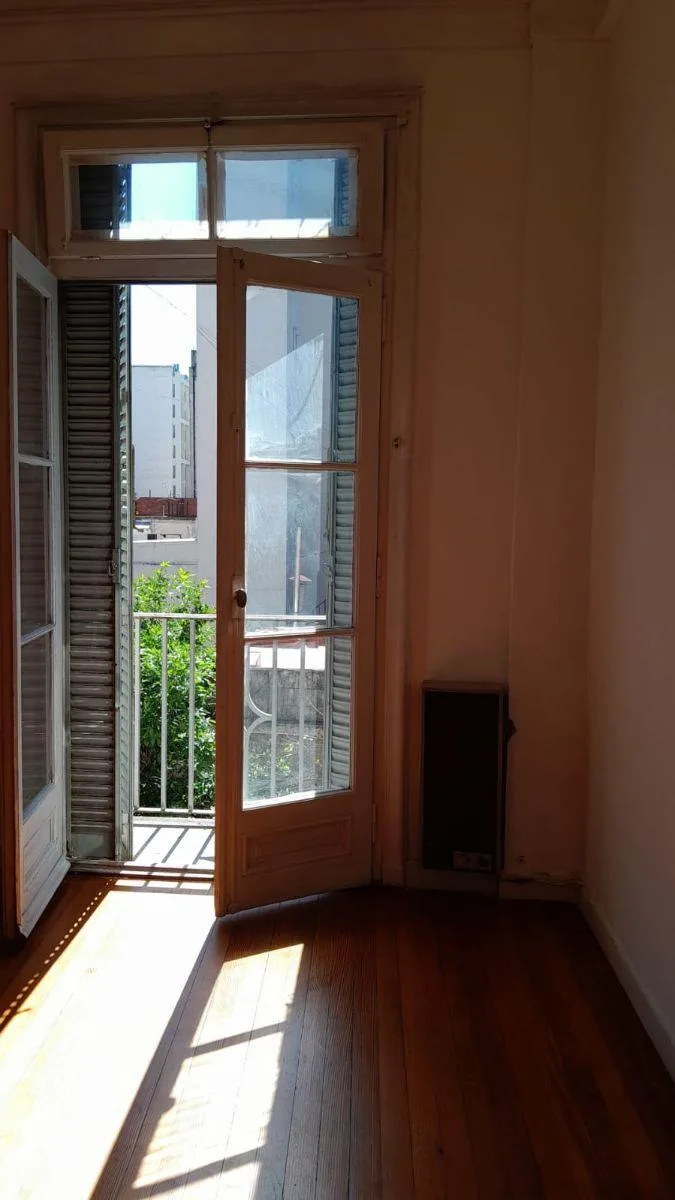 Четырёхкомнатная квартира с комнатой для персонала в Balvanera