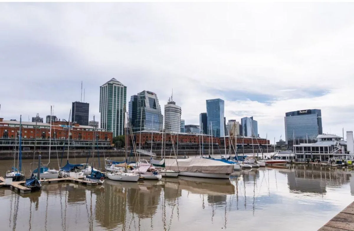 С мебелью квартира с 1 спальней в Puerto Madero