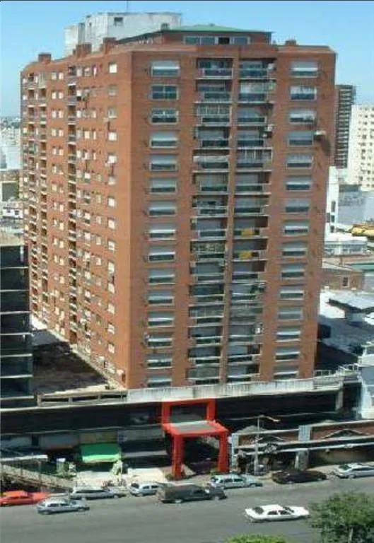 Studio apartment in Ramos Mejía facing the train station