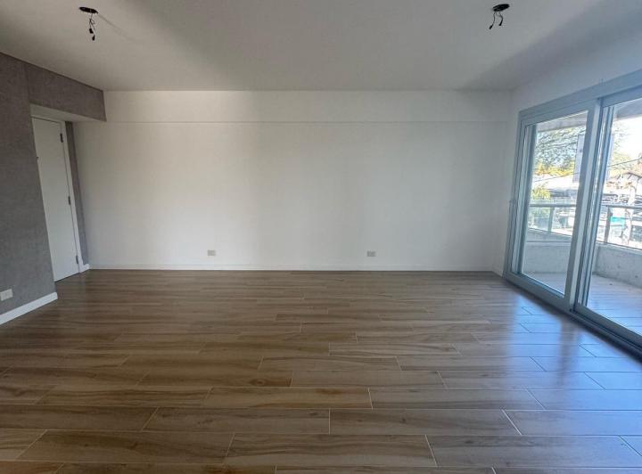 Apartamento de dois ambientes com 1 suíte em Martínez