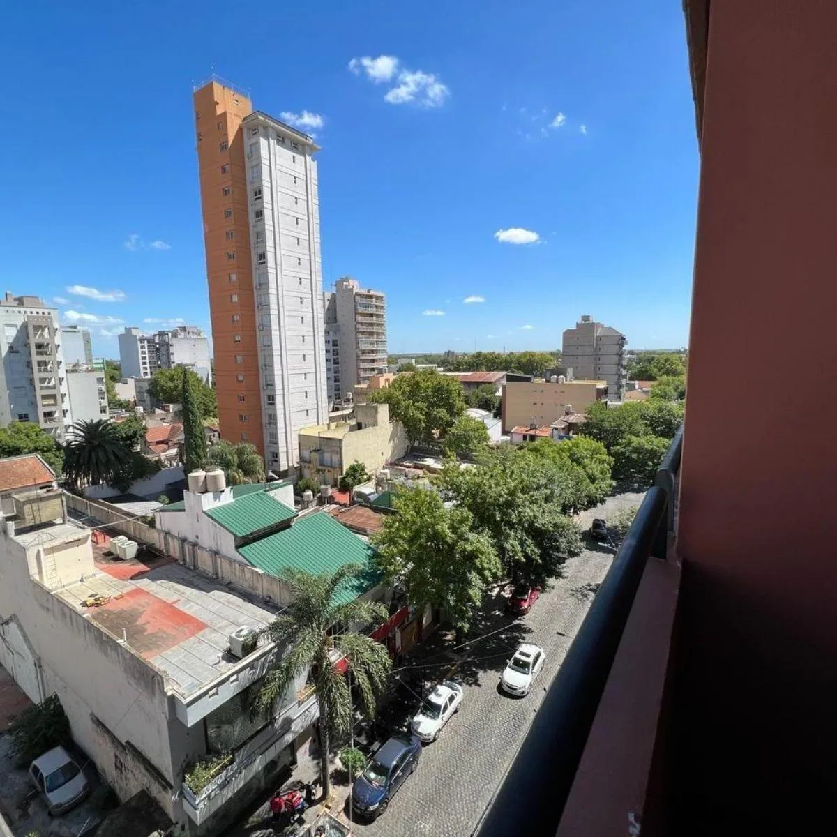 Departamento de 3 ambientes con balcón al frente en General San Martín