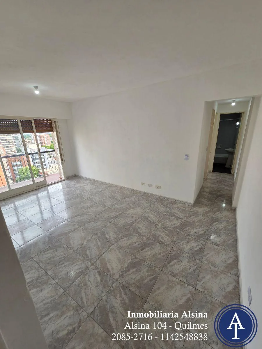 Two-bedroom apartment in Quilmes city centre