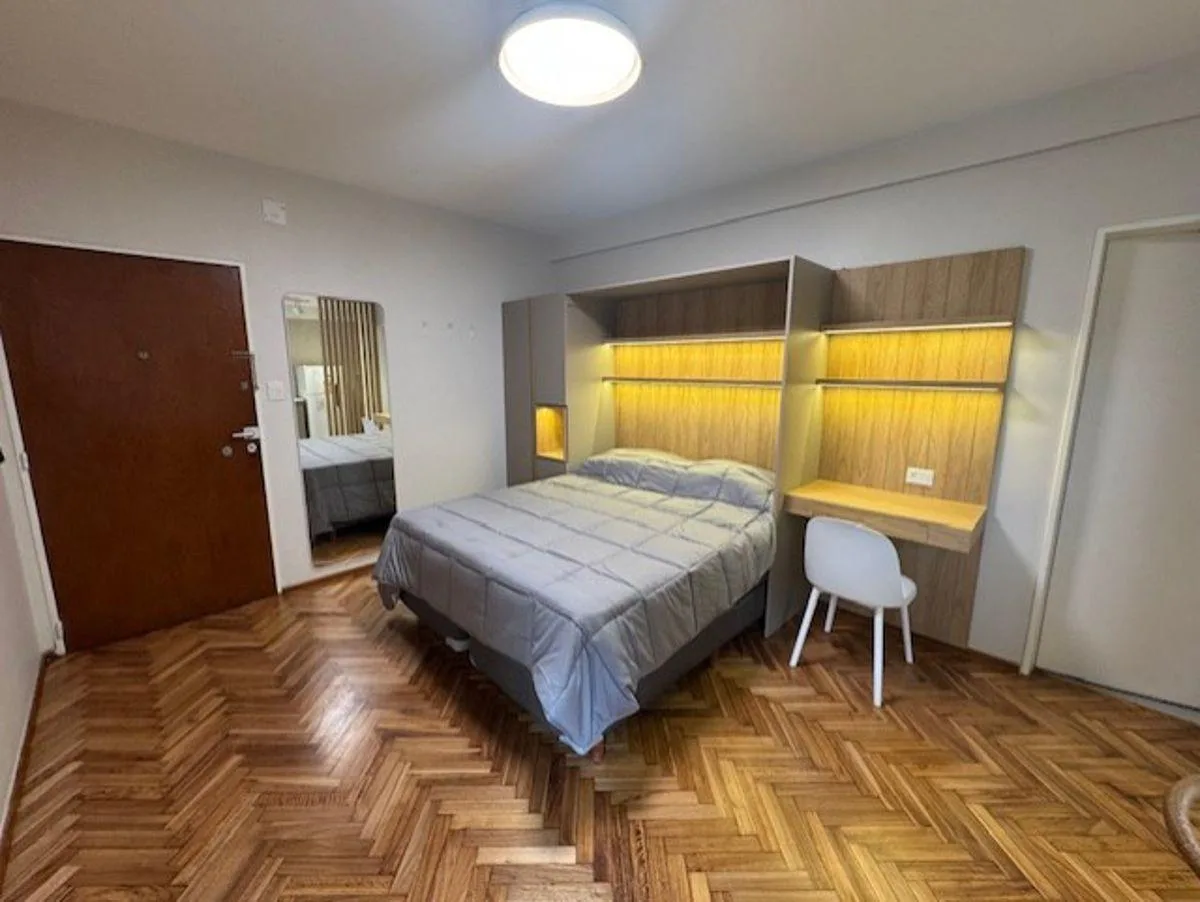 Kitnet reformada em Palermo