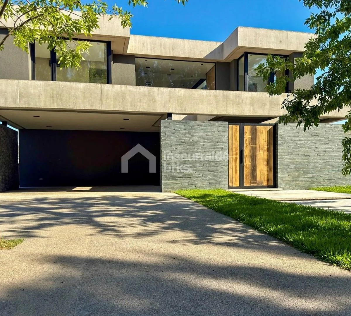 Шестиспальная вилла в San Juan Villanueva в аренду в Tigre