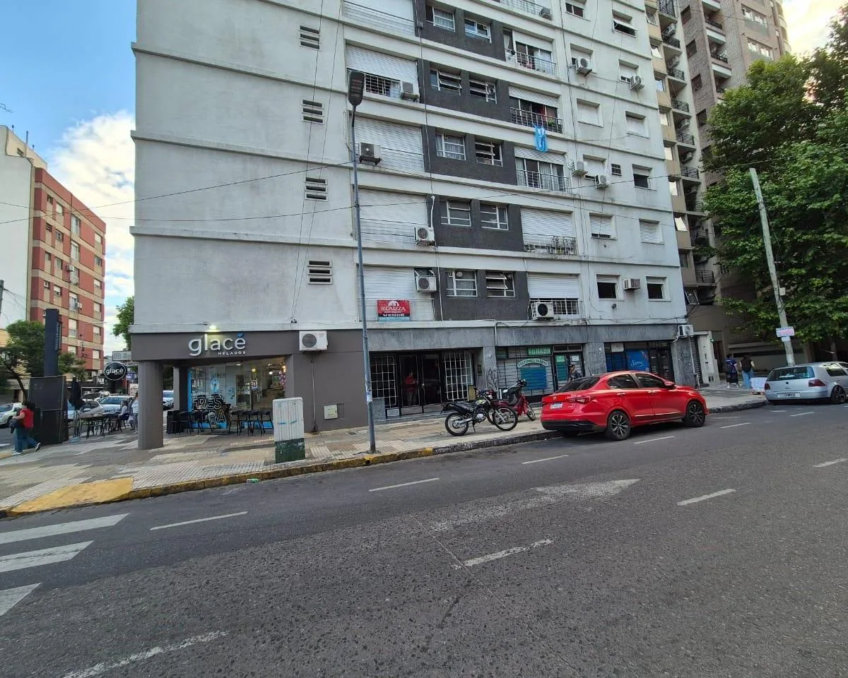 Квартира с 3 кабинетами или офисами в Lomas de Zamora