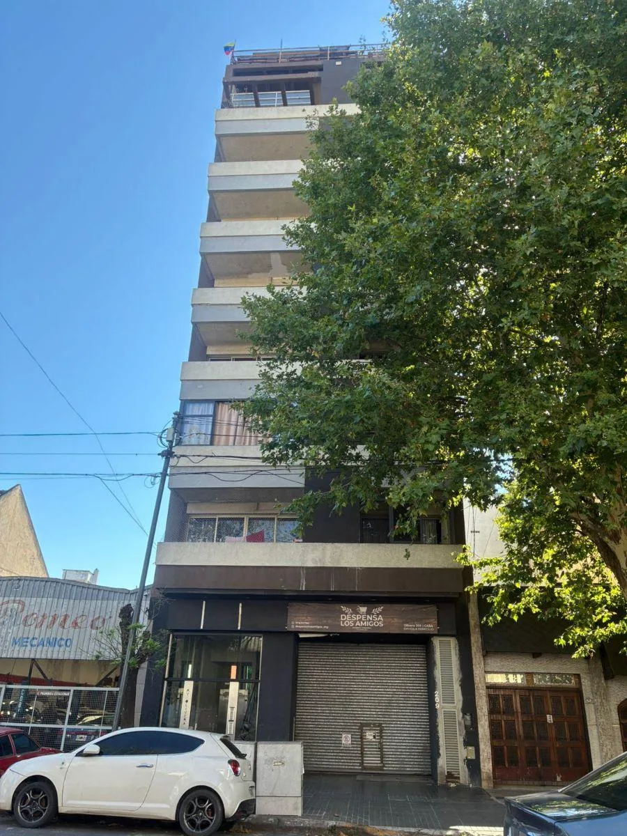 Studio apartment on Av. Olivera in Vélez Sarsfield