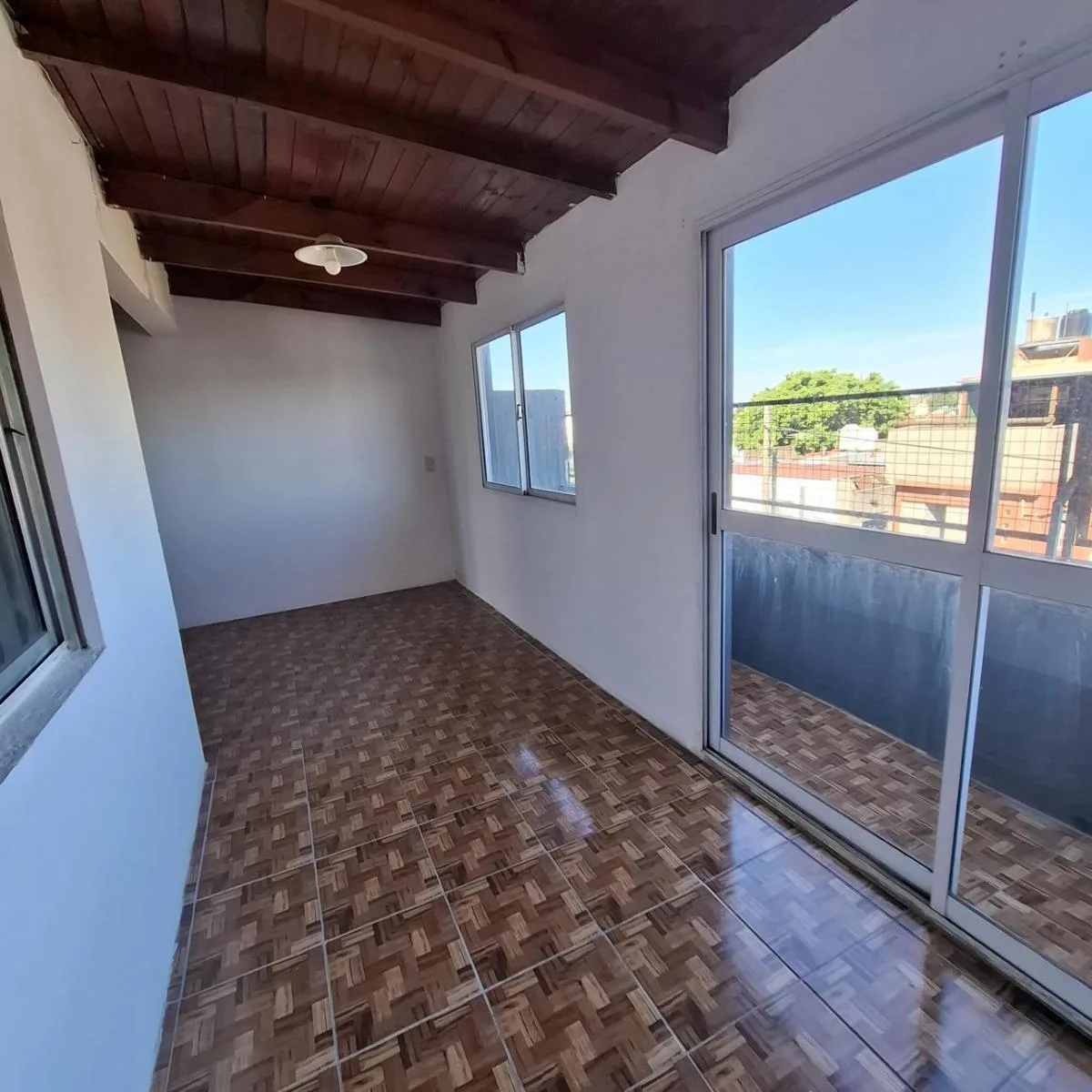 Departamento de 2 ambientes con balcón en General San Martín
