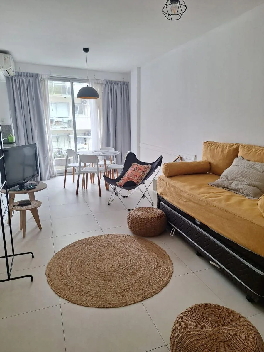Furnished two-room apartment in Palermo Viejo