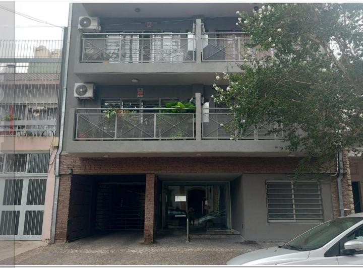 Two-room apartment with assigned parking space in Villa Urquiza