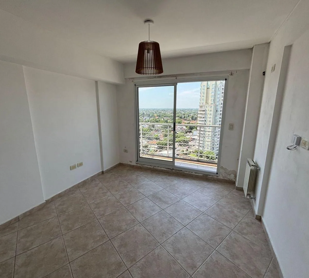 Квартира-студия в Lomas de Zamora, с балконом