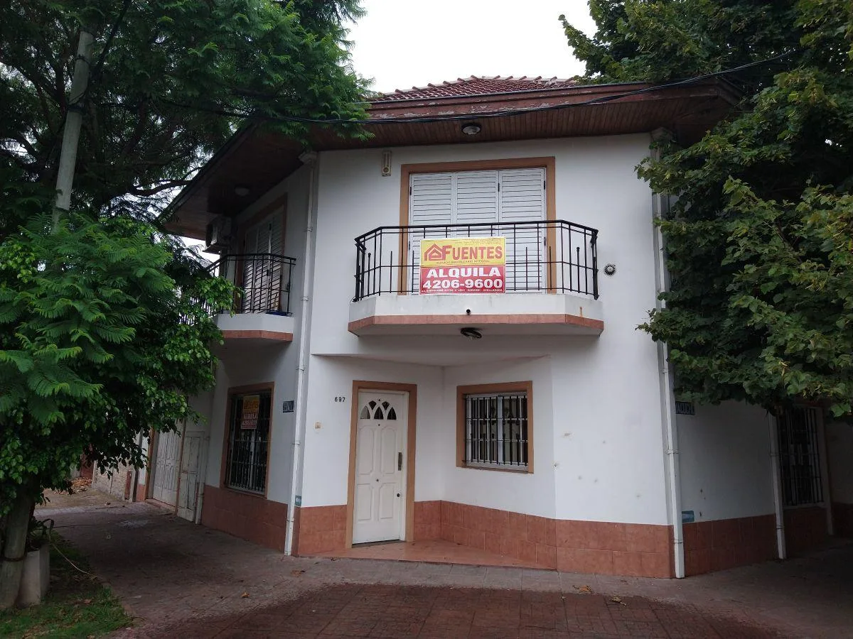 Duplex PH with patio and two bedrooms in Bernal, Quilmes