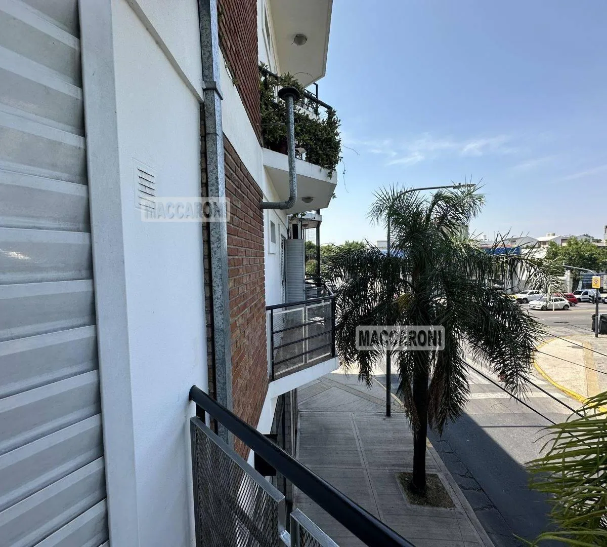 Departamento de 2 ambientes al frente en Villa Luro