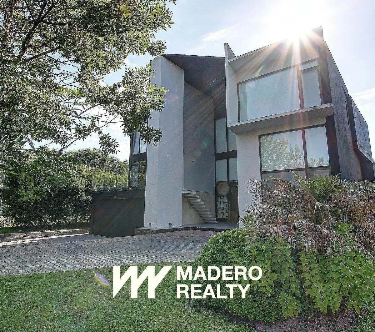 Four-bedroom house in Tigre, Nordelta
