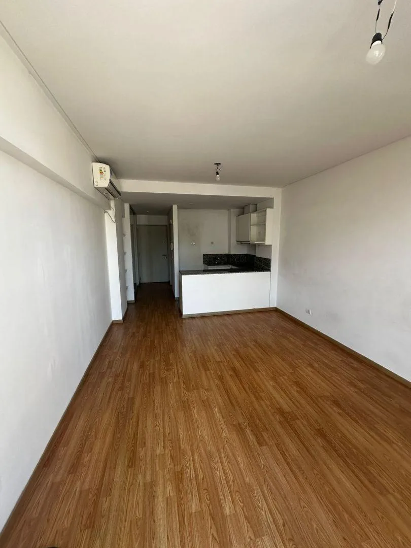 Квартира-студия в San Telmo с балконом