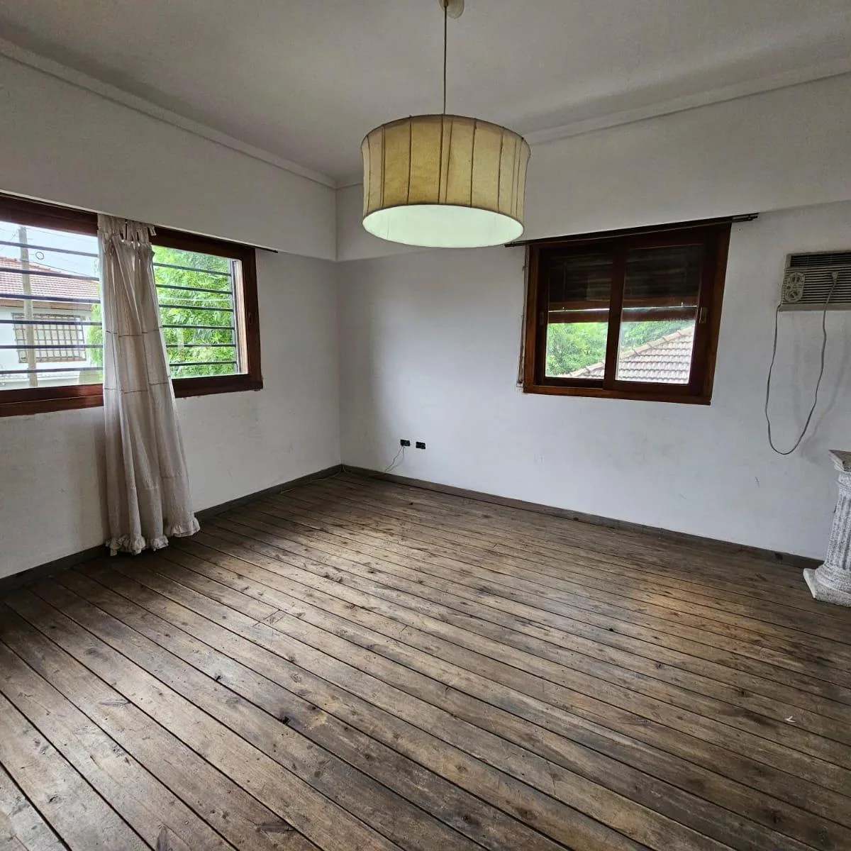 Two-bedroom three-room apartment for rent in Lomas de Zamora