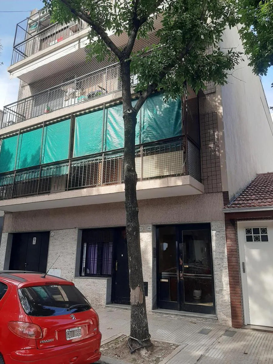 Departamento de 2 ambientes en Flores