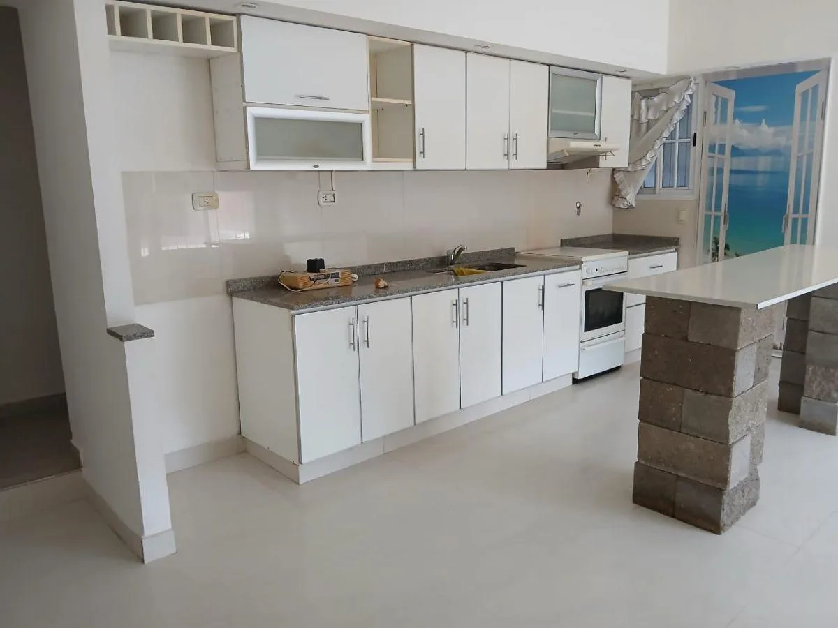 Front-facing PH with 2 bedrooms in Lomas del Mirador