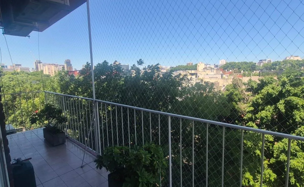 Apartamento de três ambientes mobiliado em Palermo Soho