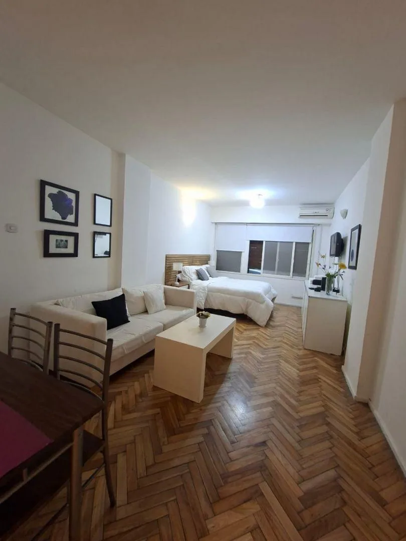 Departamento Monoambiente. | Uriburu Al 1700