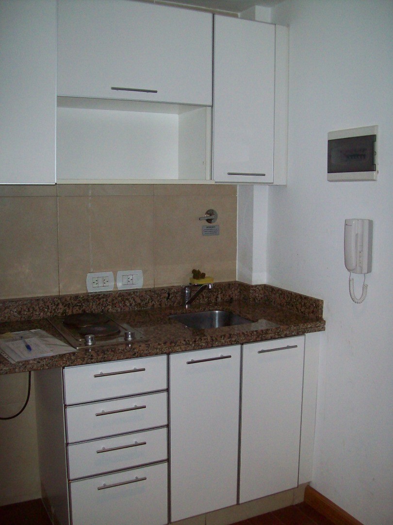 Квартира-студия с отдельной ванной в Coghlan